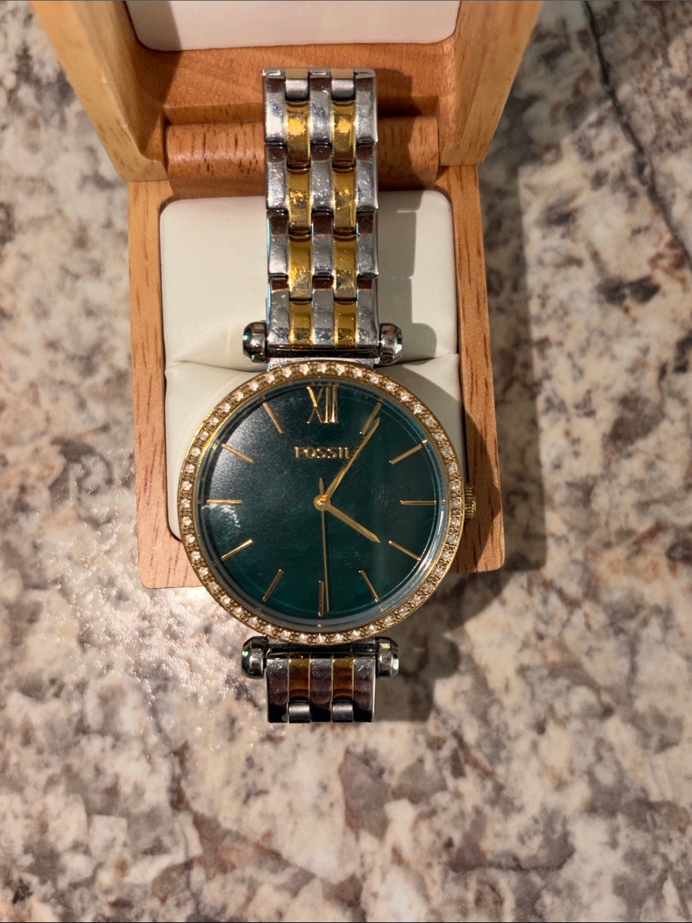 Fossil Two-Tone Gold and Silver Bracelet Watch with Green Dial Needs a Battery 🔋